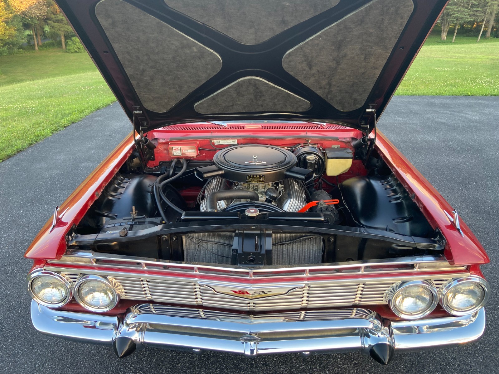Chevrolet-Impala-1961-Coupe-23