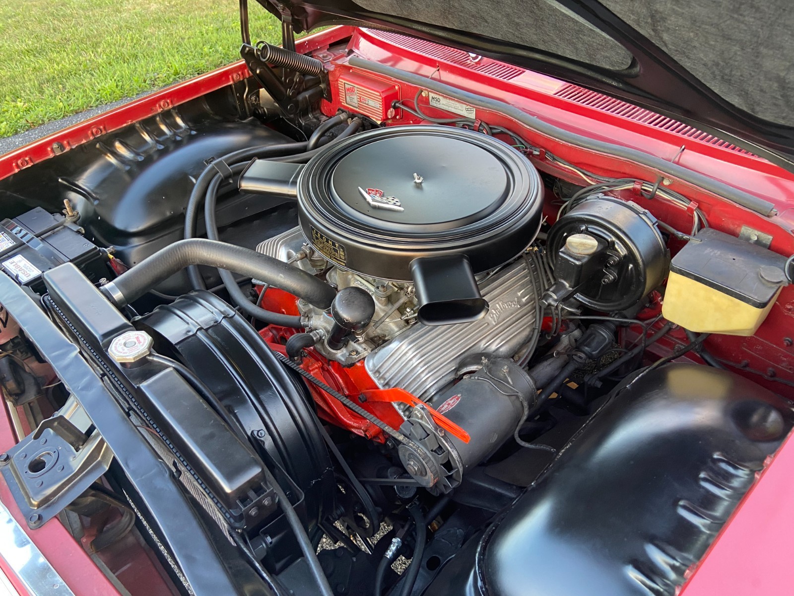 Chevrolet-Impala-1961-Coupe-24