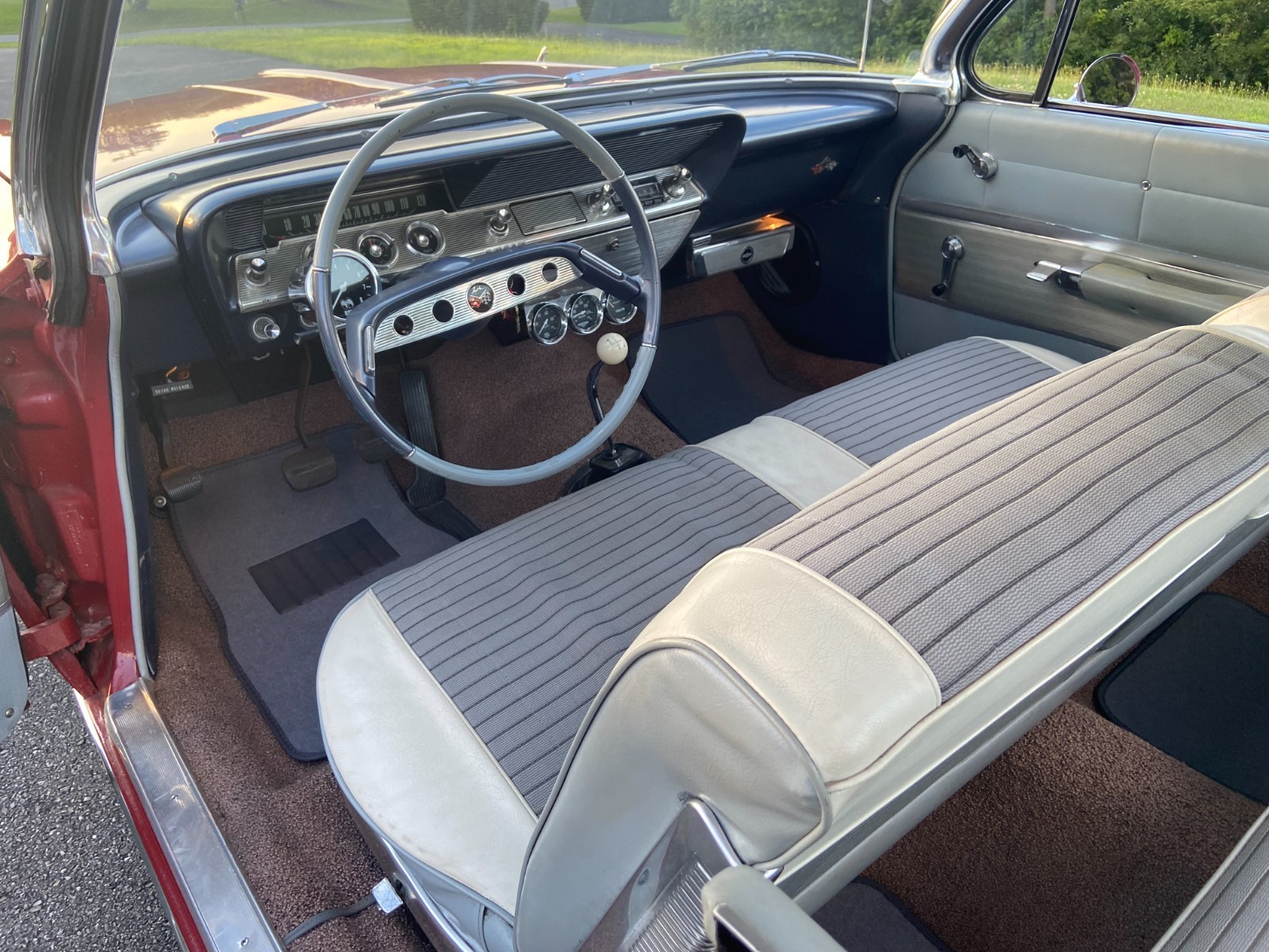 Chevrolet-Impala-1961-Coupe-27