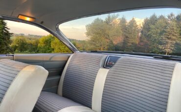 Chevrolet-Impala-1961-Coupe-29