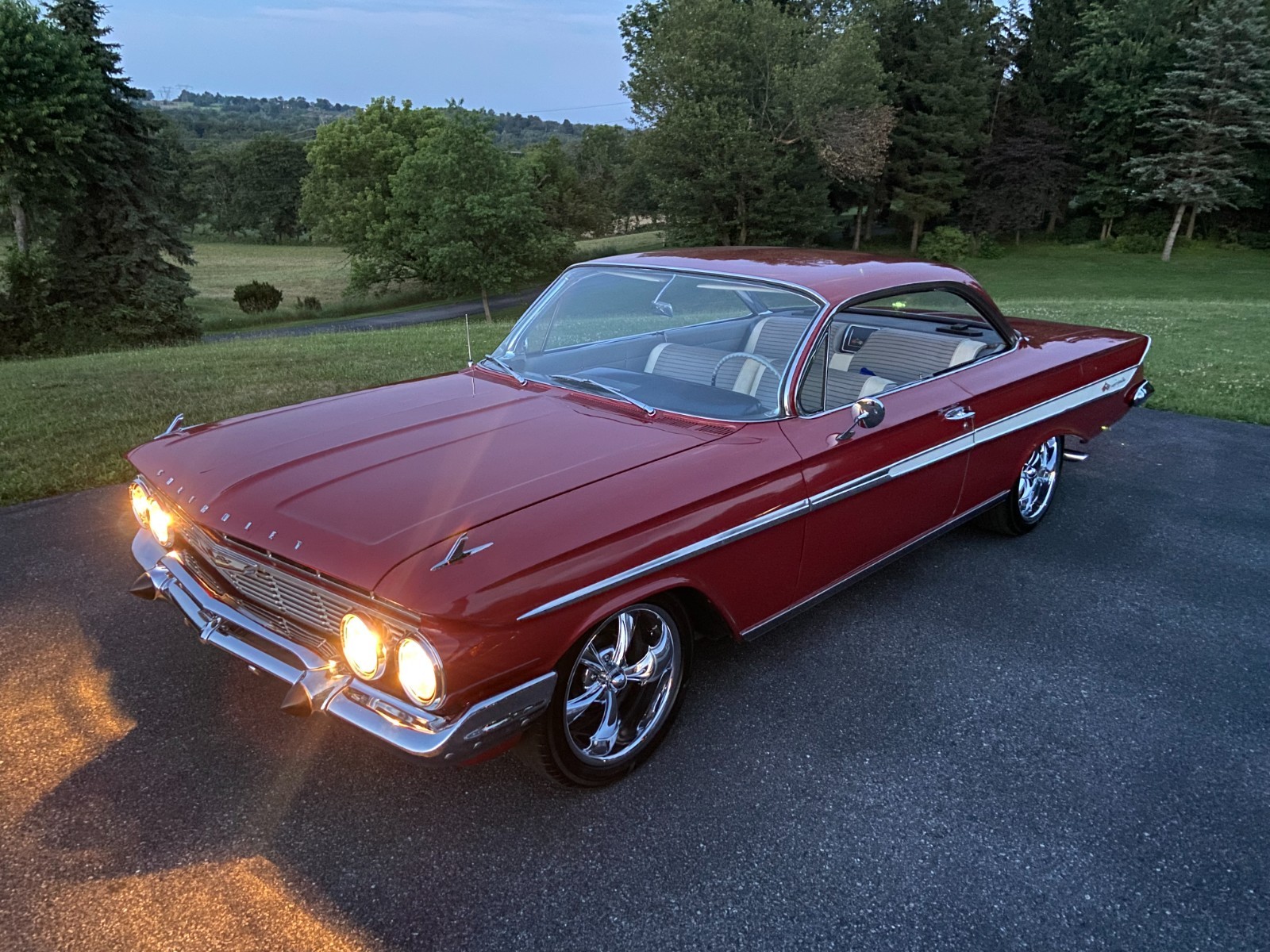 Chevrolet-Impala-1961-Coupe-36