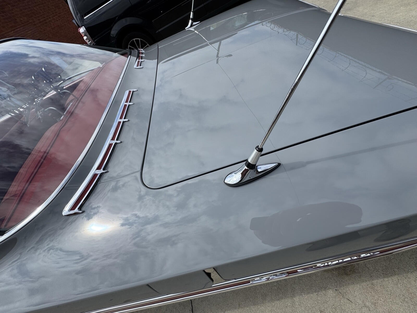 Chevrolet-Impala-1961-Coupe-7