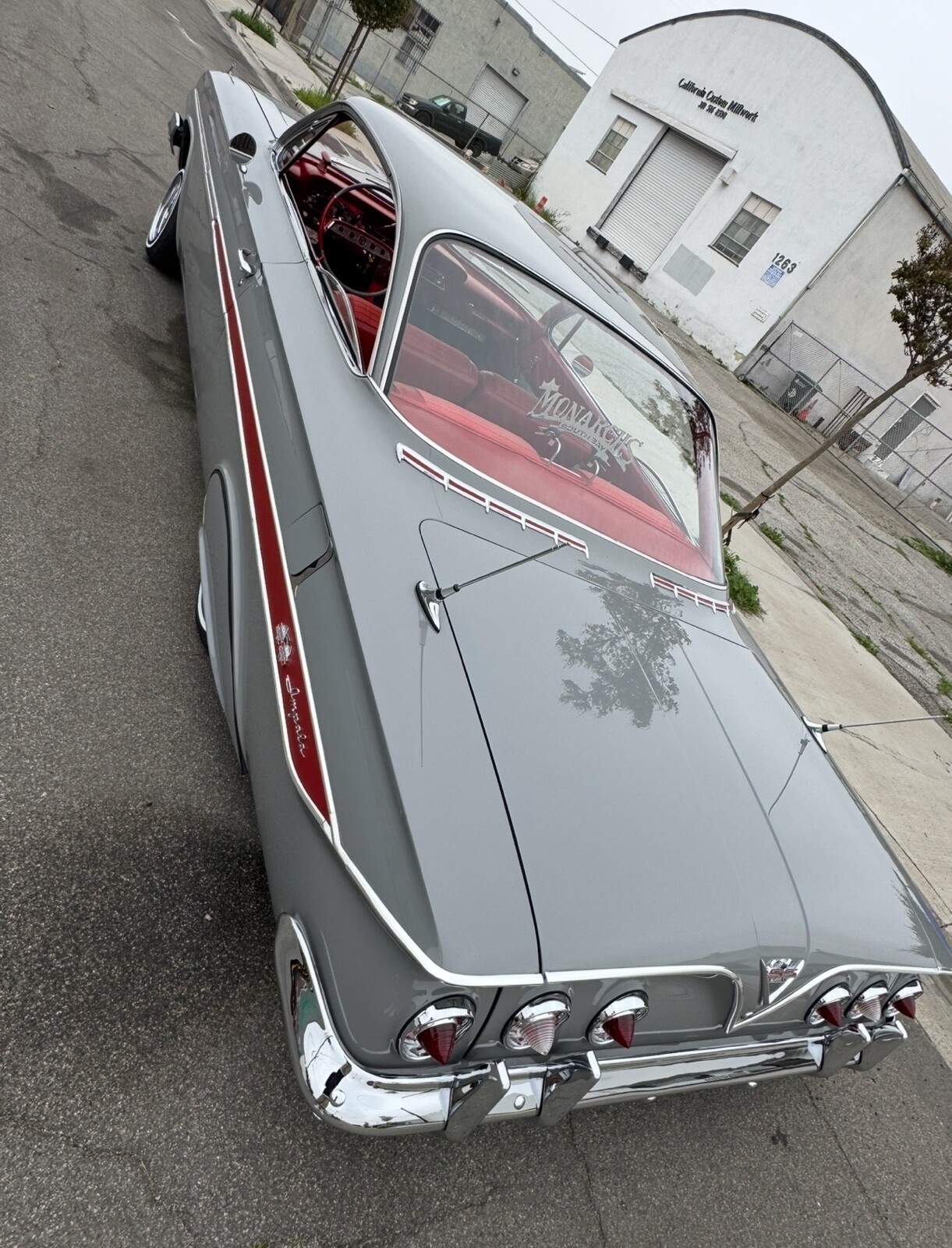 Chevrolet-Impala-1961-Coupe-8