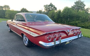 Chevrolet-Impala-1961-Coupe-8