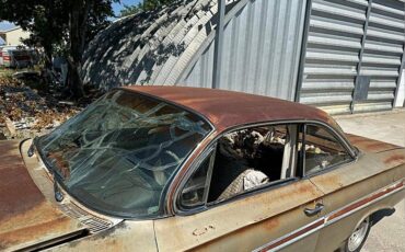 Chevrolet-Impala-1961-custom-6