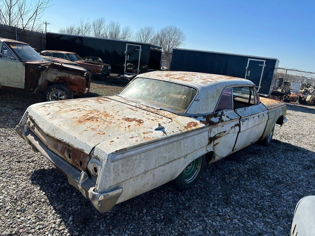 Chevrolet-Impala-1962-3