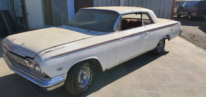 Chevrolet-Impala-1962-3