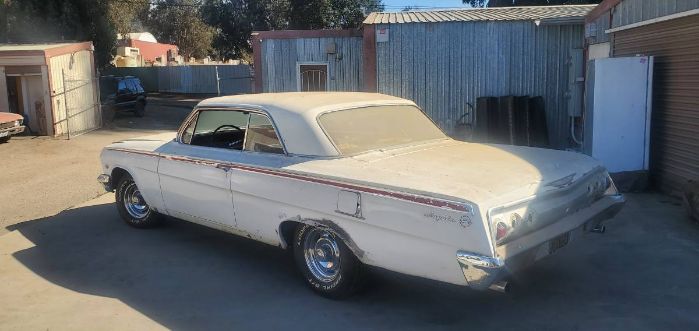 Chevrolet-Impala-1962-4