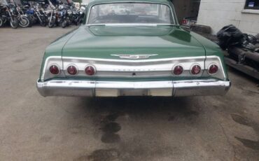 Chevrolet-Impala-1962-Green-Black-23