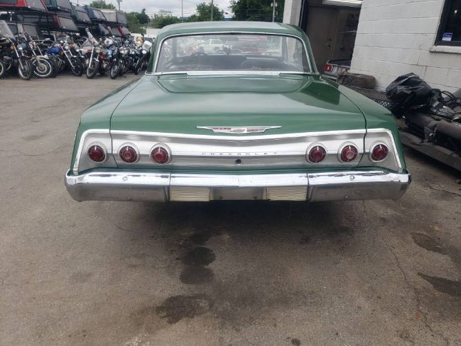 Chevrolet-Impala-1962-Green-Black-23