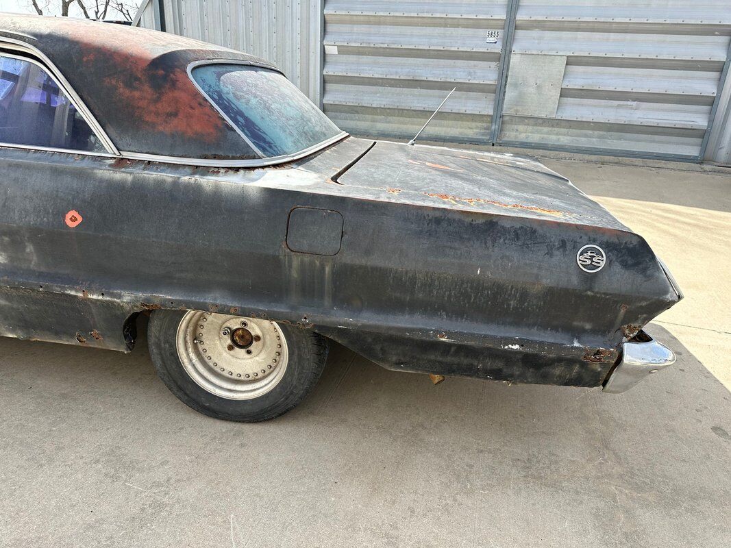 Chevrolet-Impala-1963-9