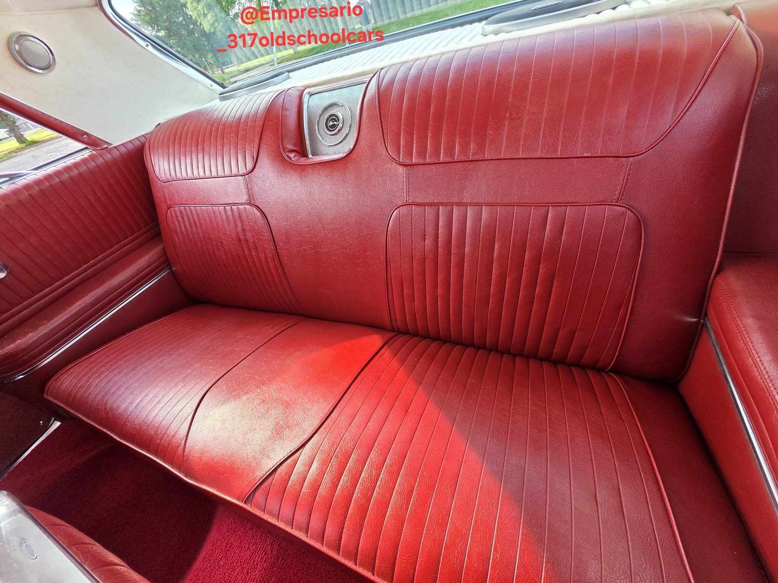 Chevrolet-Impala-1964-11