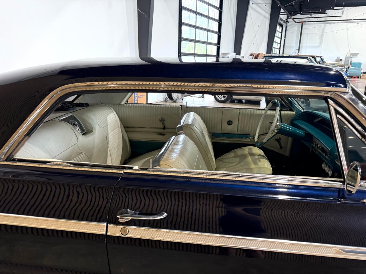 Chevrolet-Impala-1964-American-Muscle-Car-14