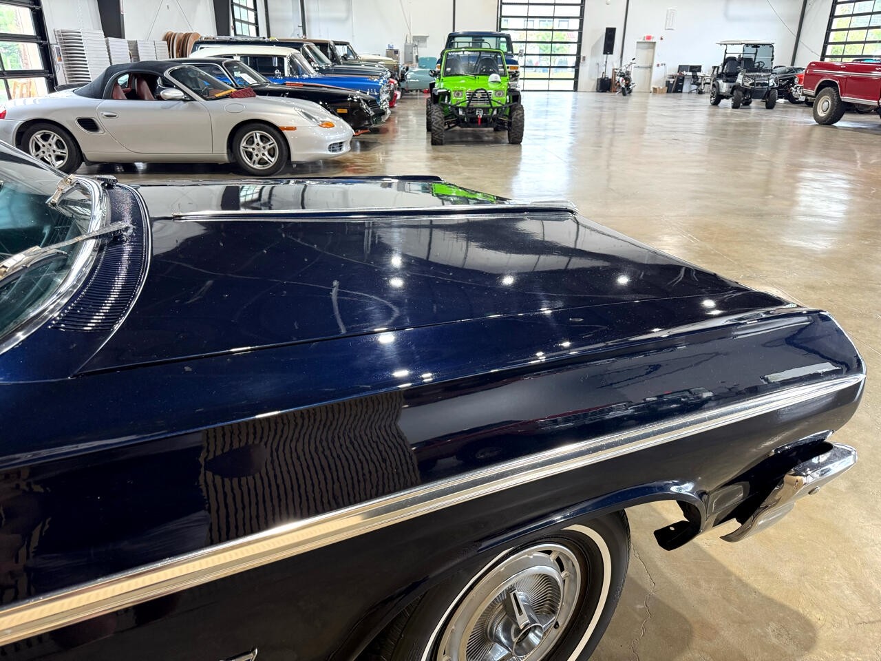 Chevrolet-Impala-1964-American-Muscle-Car-16
