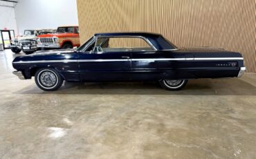 Chevrolet-Impala-1964-American-Muscle-Car-21