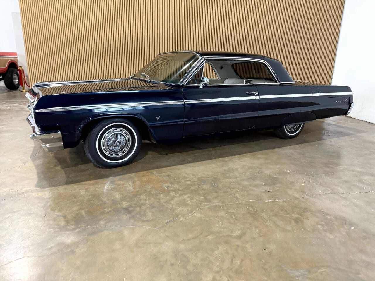 Chevrolet-Impala-1964-American-Muscle-Car-23