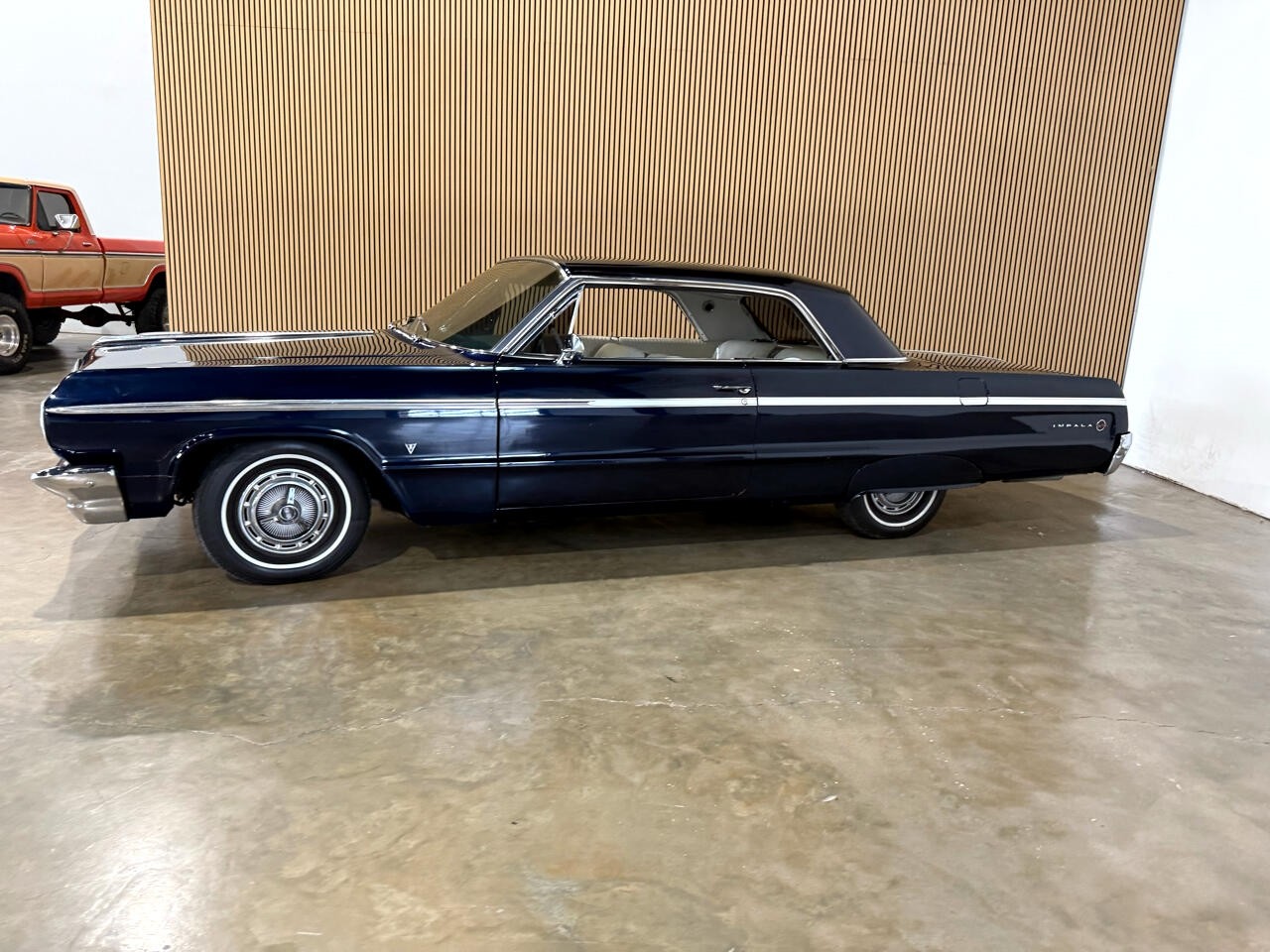 Chevrolet-Impala-1964-American-Muscle-Car-25