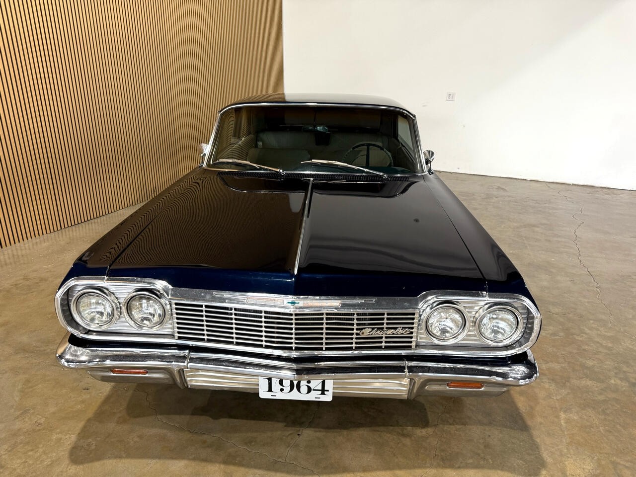 Chevrolet-Impala-1964-American-Muscle-Car-6