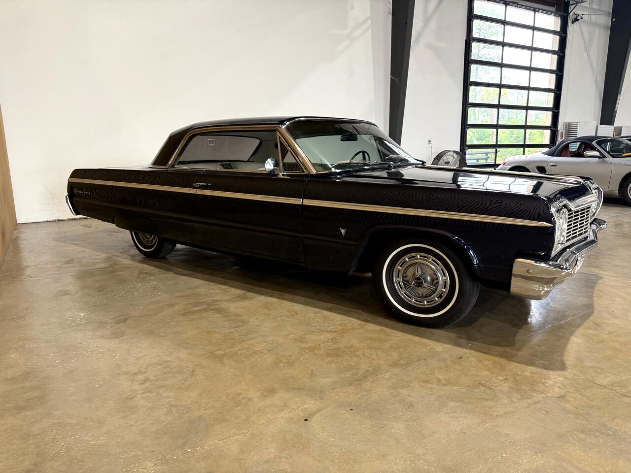 Chevrolet-Impala-1964-American-Muscle-Car-9