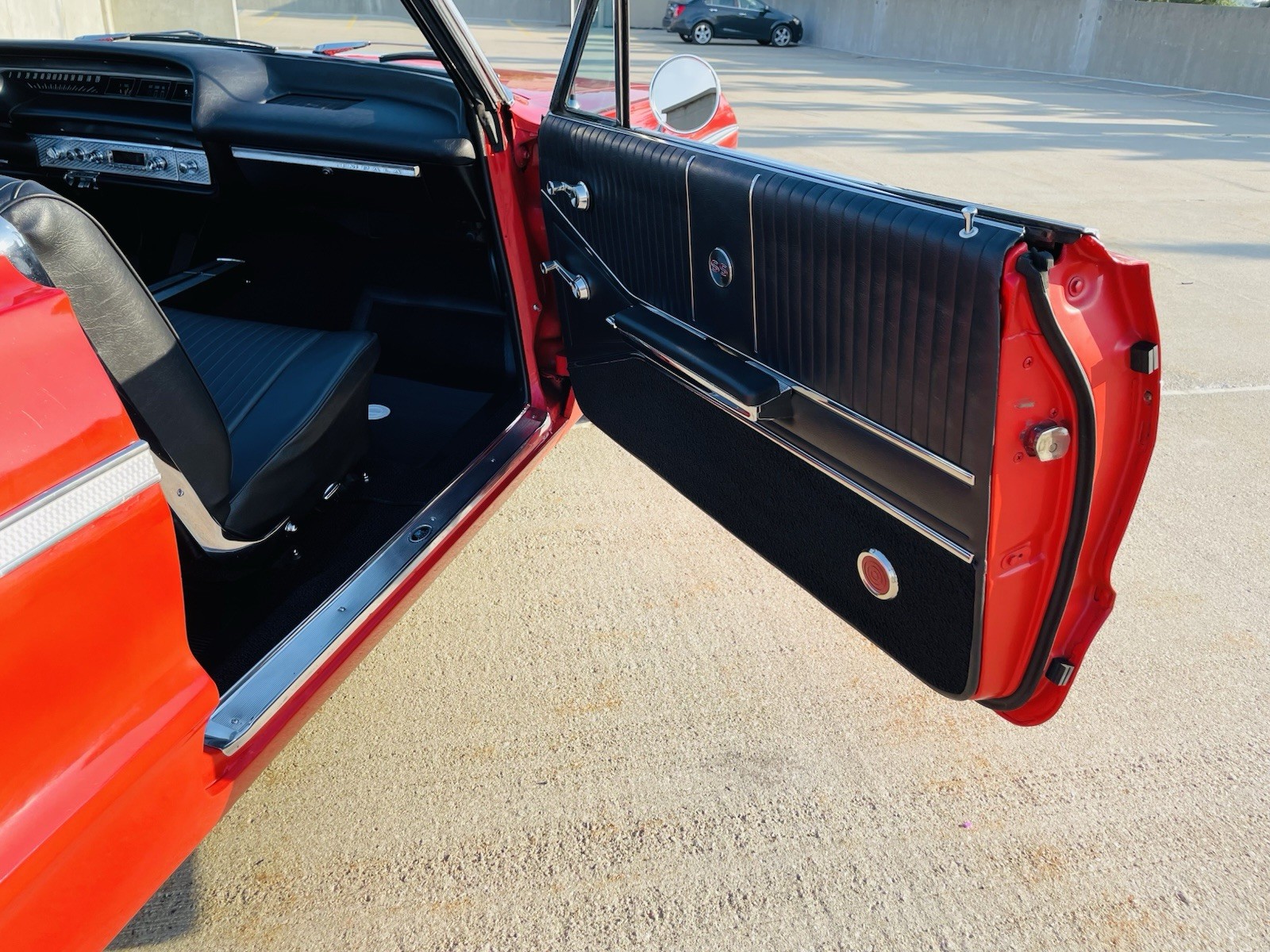 Chevrolet-Impala-1964-Convertible-3