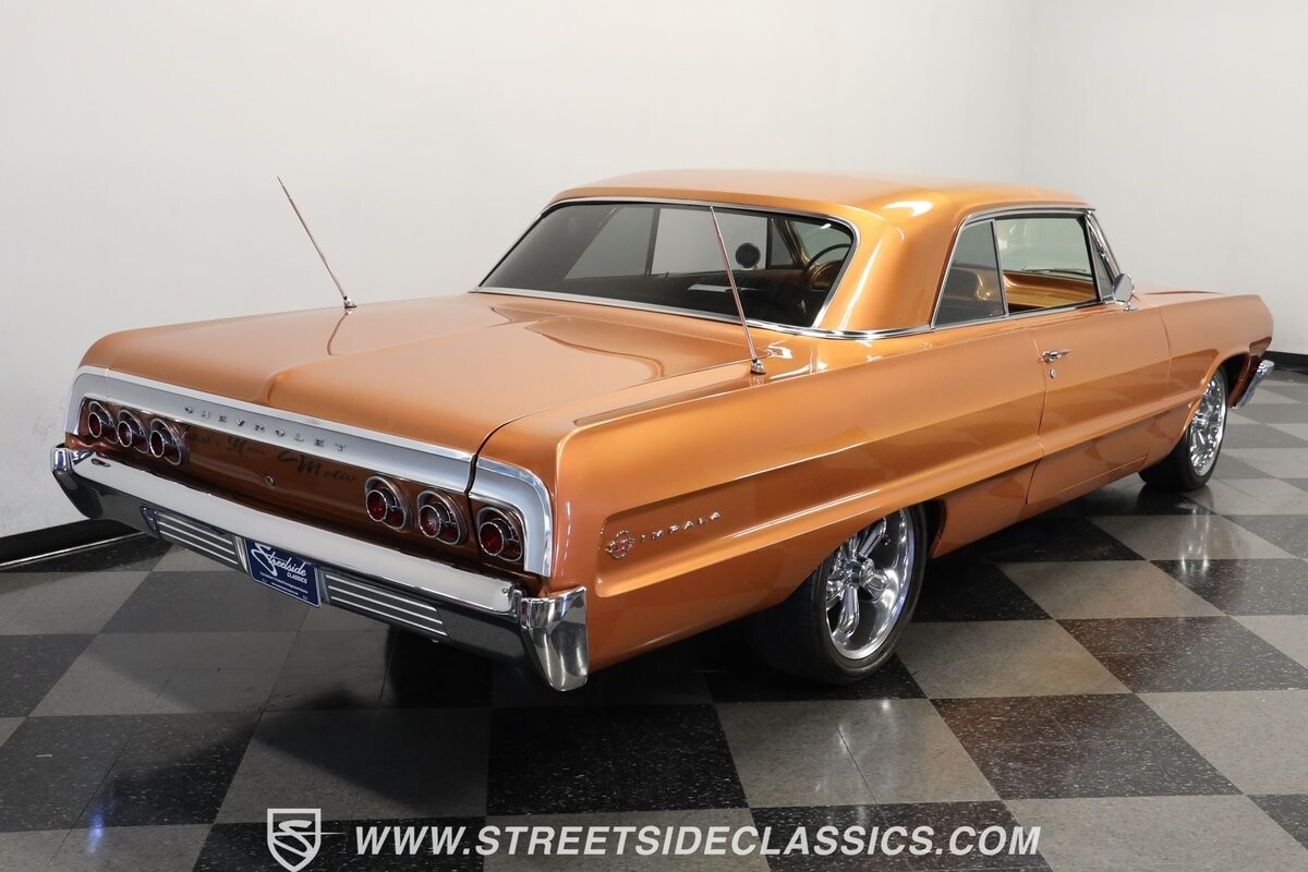 Chevrolet-Impala-1964-Coupe-10