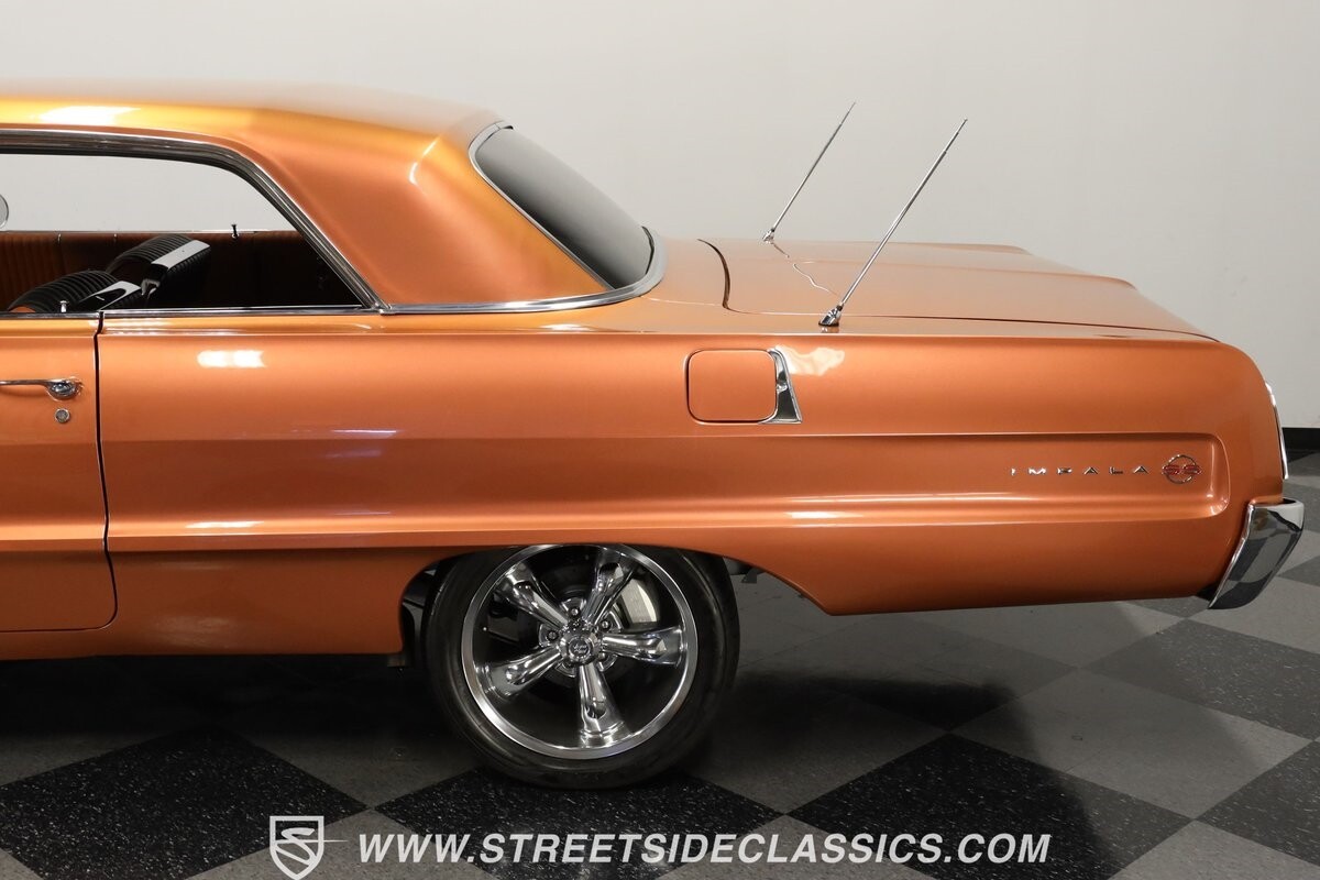 Chevrolet-Impala-1964-Coupe-23