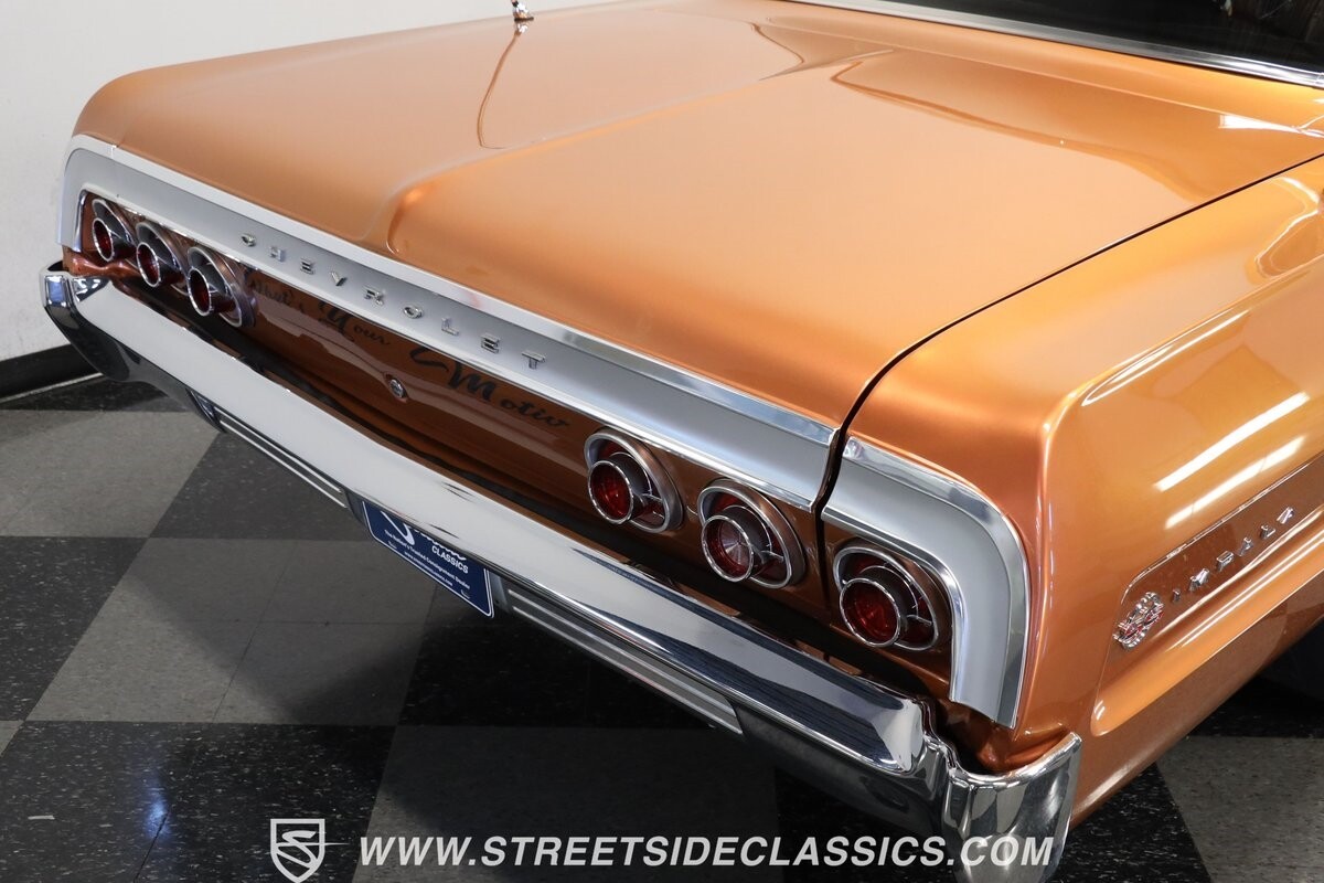 Chevrolet-Impala-1964-Coupe-24
