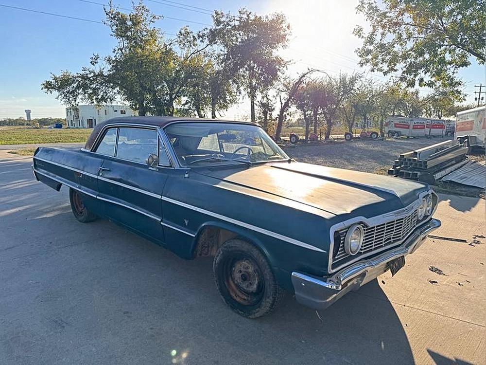 Chevrolet-Impala-1964-custom-1