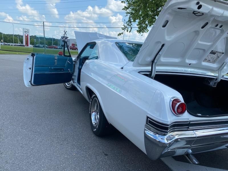 Chevrolet-Impala-1965-Coupe-10