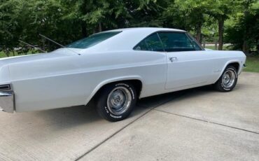 Chevrolet-Impala-1965-Coupe-9