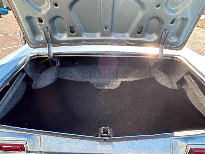 Chevrolet-Impala-1966-Black-Black-14