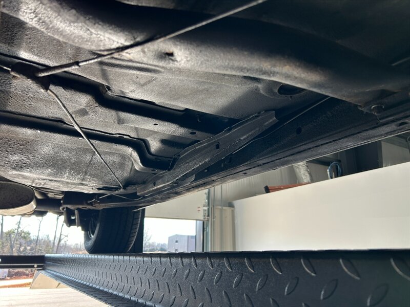 Chevrolet-Impala-1966-Black-Black-34