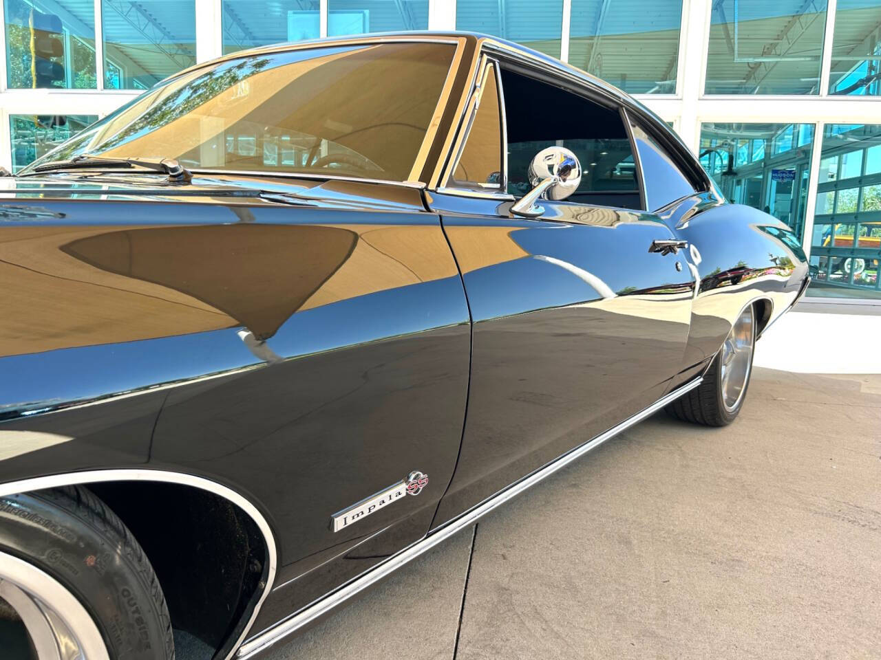 Chevrolet-Impala-1967-Coupe-10