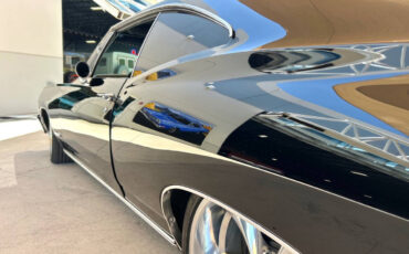 Chevrolet-Impala-1967-Coupe-11