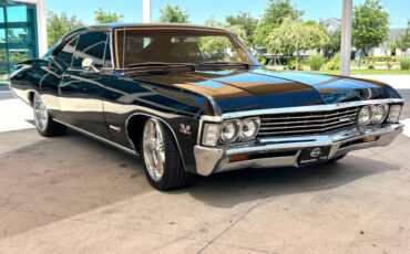 Chevrolet-Impala-1967-Coupe-2