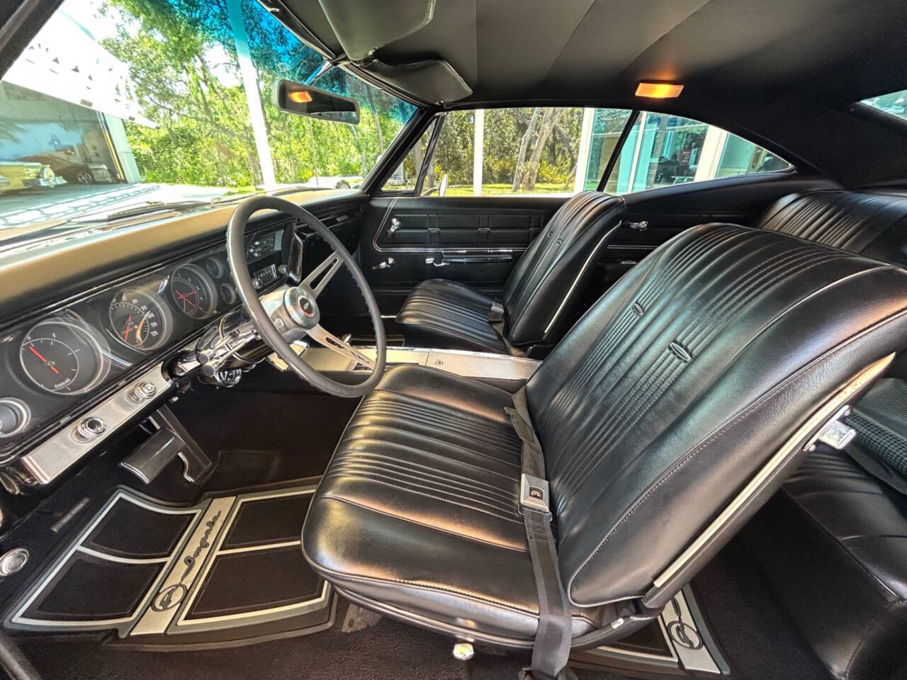 Chevrolet-Impala-1967-Coupe-21