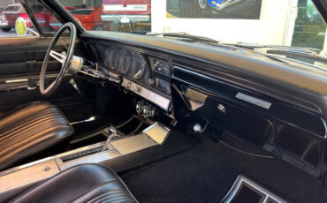 Chevrolet-Impala-1967-Coupe-25