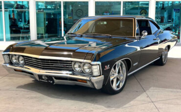 Chevrolet-Impala-1967-Coupe