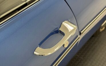 Chevrolet-Impala-1968-Medium-Blue-Metallic-Black-29