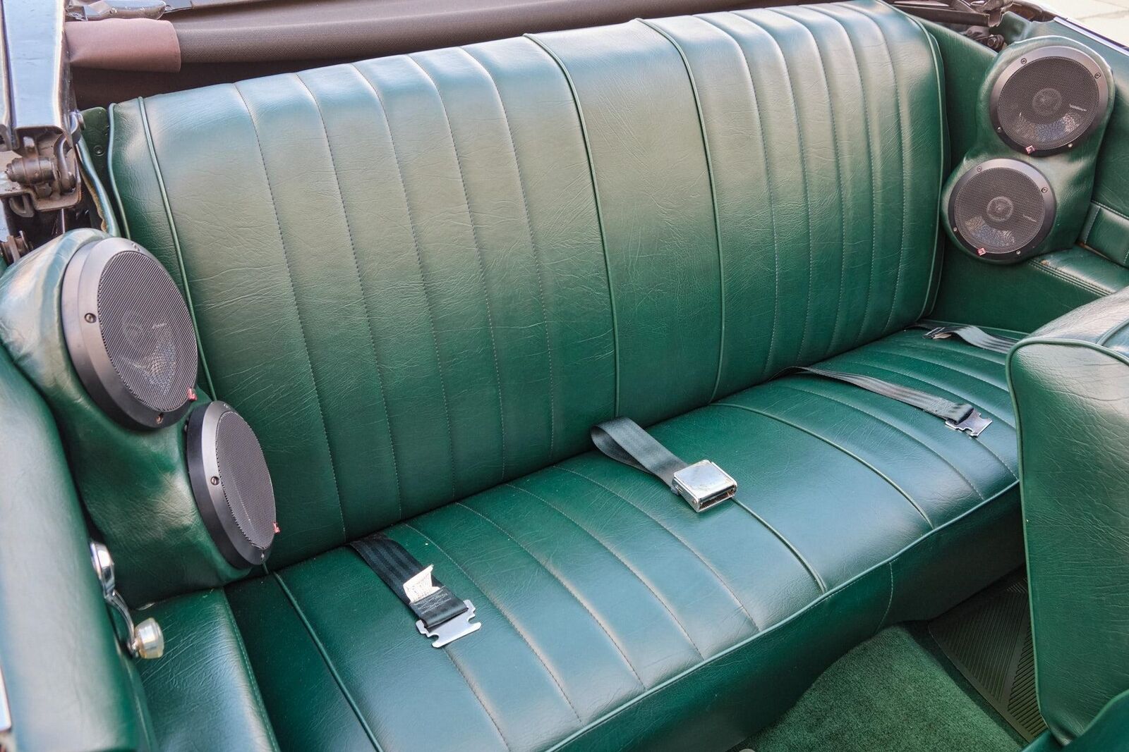 Chevrolet-Impala-1970-2-Door-15