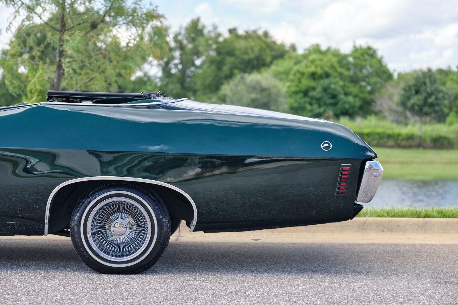 Chevrolet-Impala-1970-2-Door-24
