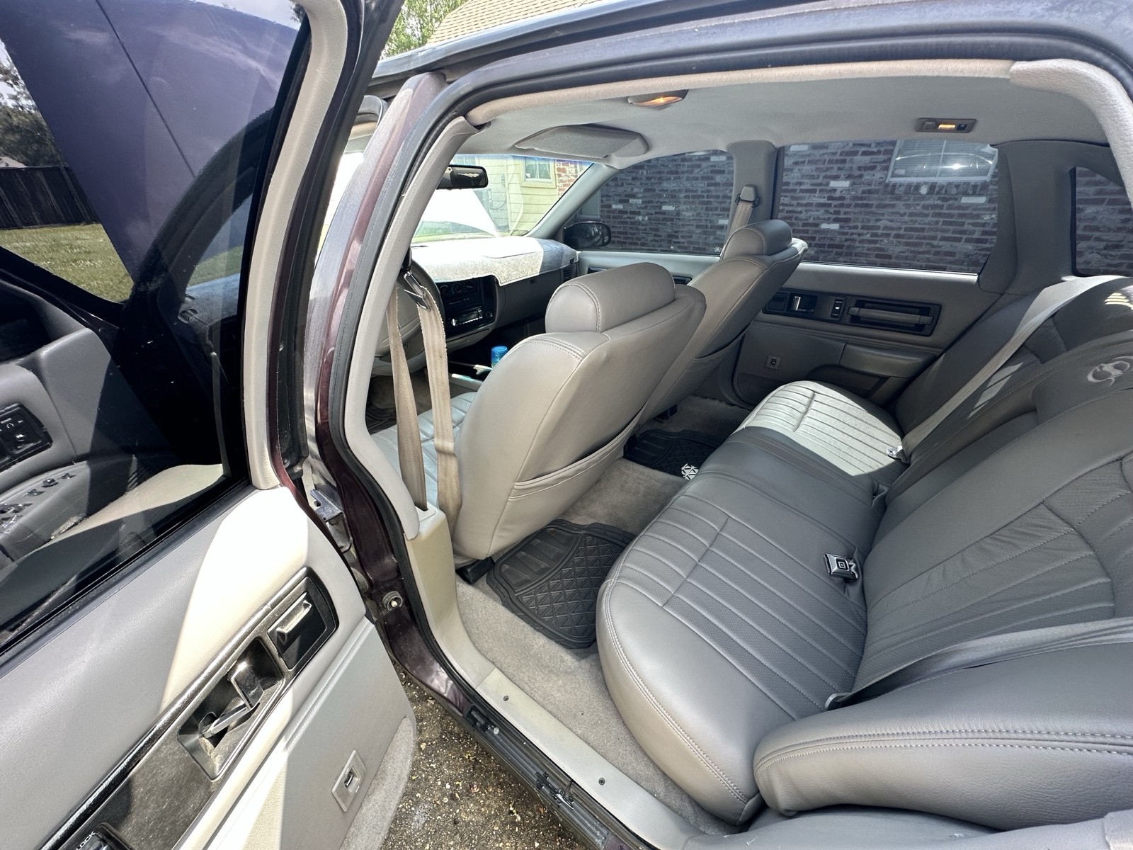 Chevrolet-Impala-1995-4