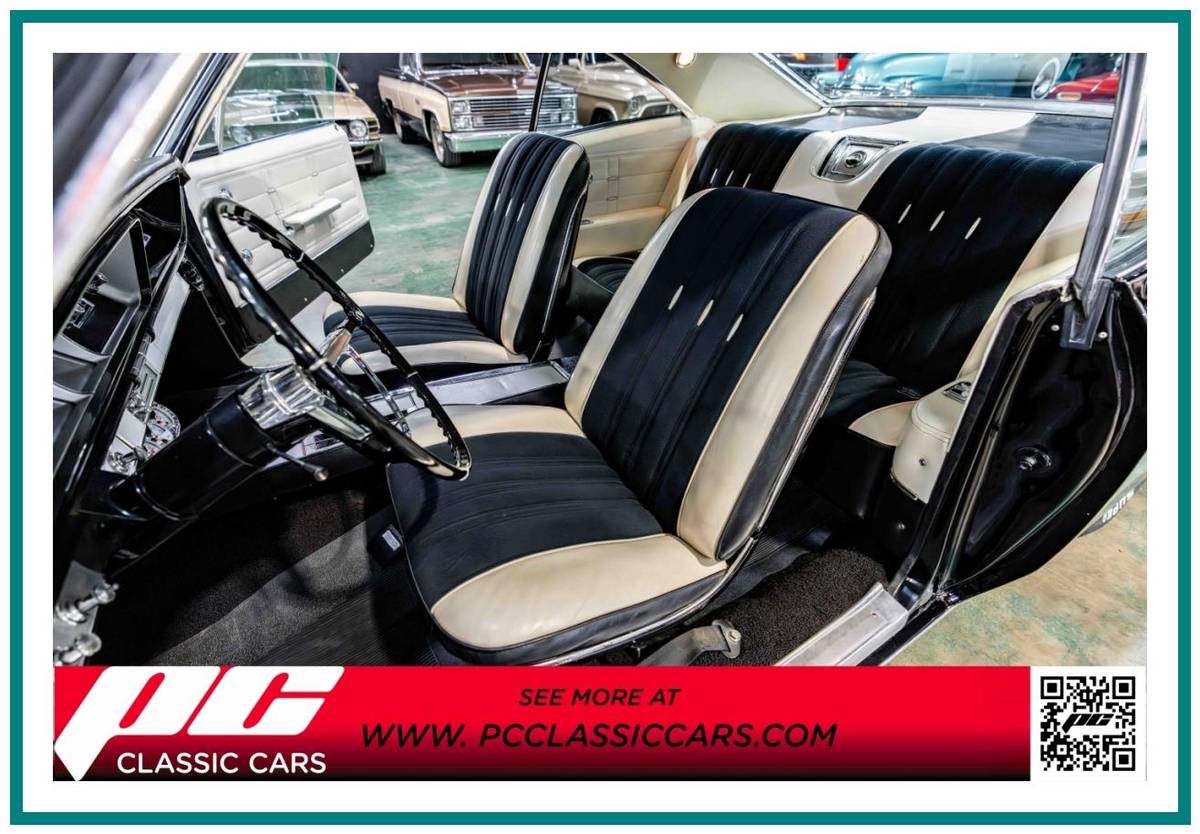 Chevrolet-Impala-ss-1966-black-2