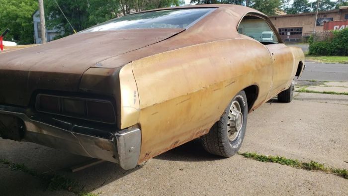 Chevrolet-Impala-ss-1967-Gold-Gold-1