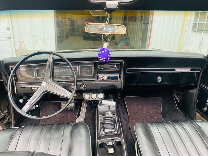 Chevrolet-Impala-ss-1968-Custom-Chameleon-Pea-7