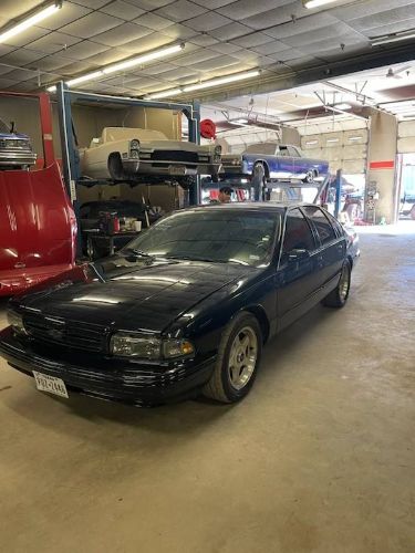 Chevrolet-Impala-ss-1994-8