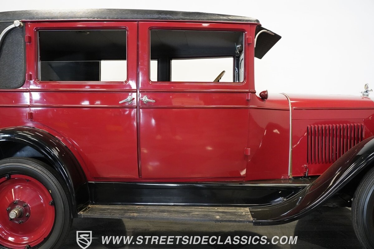 Chevrolet-Imperial-1927-Sedan-12
