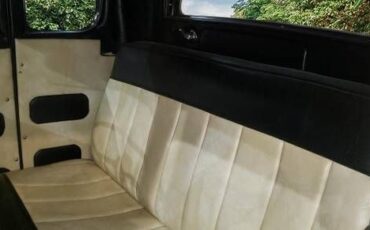 Chevrolet-Independence-1931-White-WhiteBlack-11