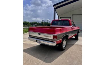 Chevrolet-K-10-1978-Red-and-Grey-Grey-4