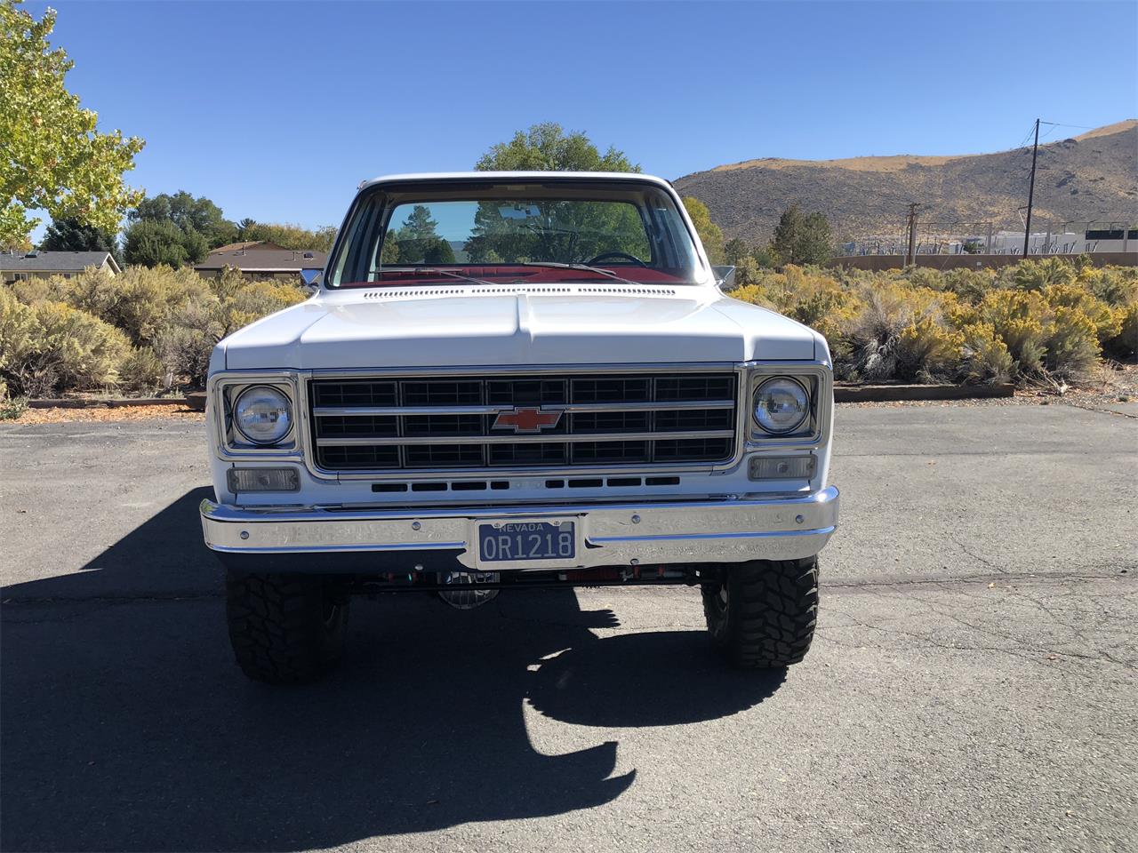 Chevrolet-K-10-1978-White-Red-1